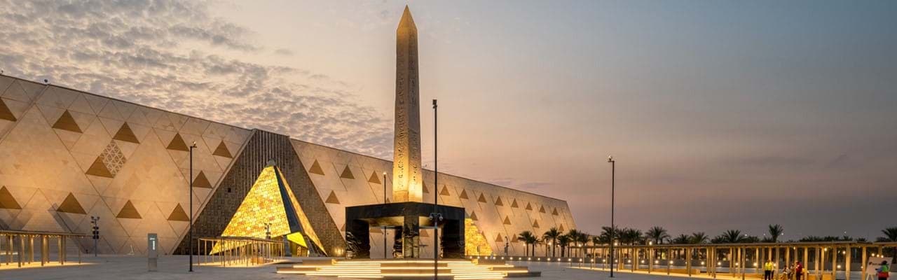 Piramidi di Giza e Grande Museo Egizio - View 3